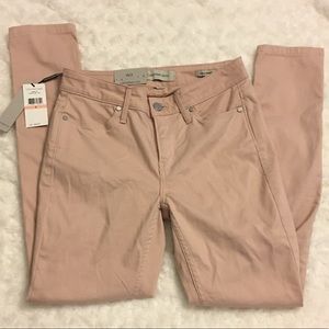 Calvin Klein Pink Jeans Size 2 💕 NWOT Final price